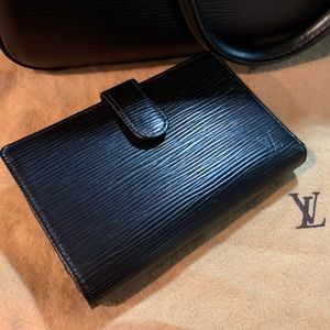 Louis Vuitton Epi Leather Wallet